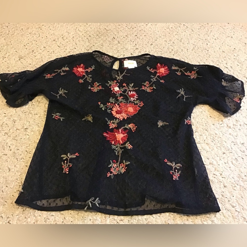 MAEVE SZ XS SHEER EMBROIDERED BLACK TOP FLOWERS EUC GORGEOUS PIECE